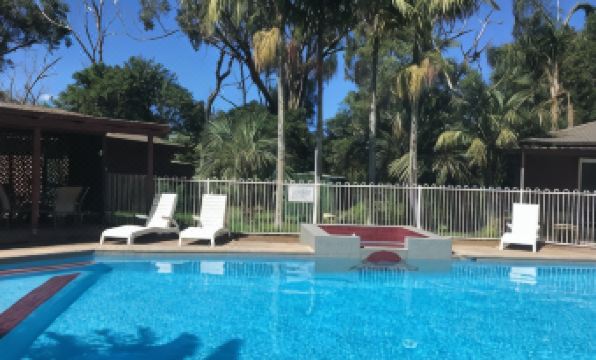 Seaside Garden Retreat Accommodation - Housity