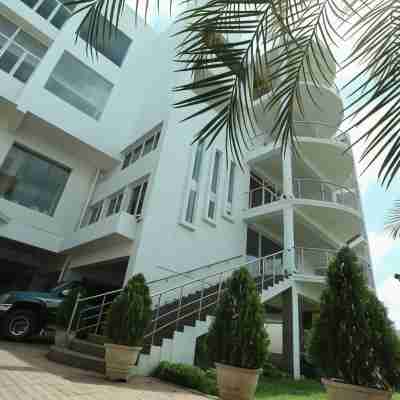 Hotel Oviya Hotel Exterior