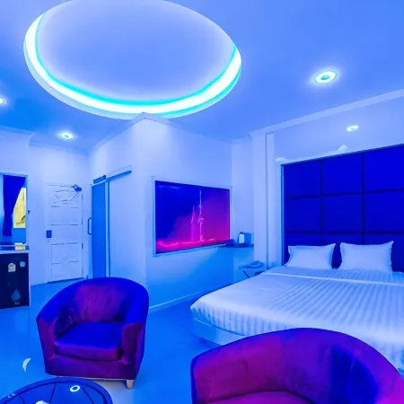 Titanic Residence-7 Minute Walk to the Beach
