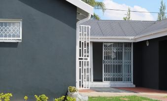 Newcastle Thully Guest House