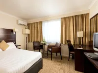 Mercure Norwich Hotel Hotel dekat Bowthorpe Marsh