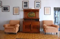 Tree of Life Grand Oak Manor Binsar - Pet friendly