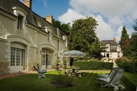 Château de Beaulieu et Magnolia Spa the Originals Relais