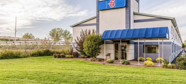 Motel 6 Green Bay, WI - Lambeau Hotels in Brown County