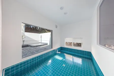 Private Gangneung Gamseong Stay JD Отели рядом с достопримечательностью «Джумунджин- Бич»