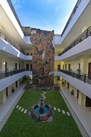 Avon's Residence