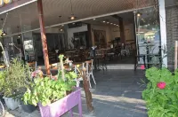 Neoss Boutique Hotel - breakfast