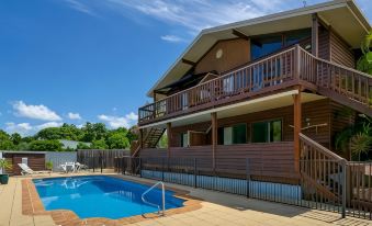 Boat Harbour Studio Apartments and Villas
