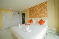 Family Hotel Khon Kaen - แฟมิลี่ โฮเทล ขอนแก่น -  โฮสเทล