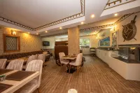Villa Paradiso Hotel - Condos