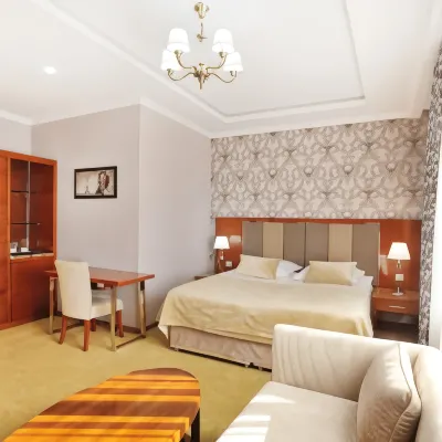 Royal Riz Hotel
