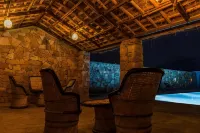 Hathi Mauja - Pools