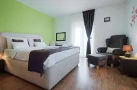 Apartments Đurašević Hoteles cerca de Sveti Stefan Beach