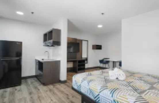 Southern Suites Pensacola Mobile Hwy