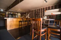 Parklands Motorlodge & Holiday Park - bar