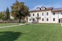 L'aja della Mirusina - Piedmont Resort Monferrato Langhe Hotel in zona Cantine Bosca