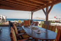 Stamatakis Boutique Studios