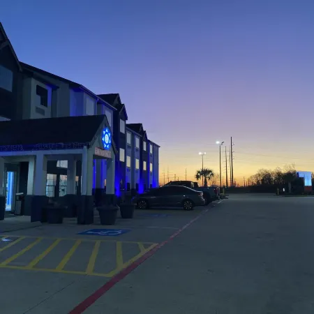 Crystal Inn