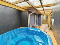 Parakai Geothermal Motel