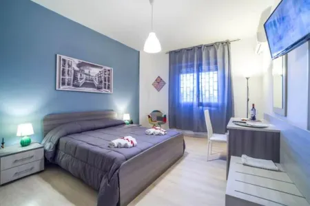 Dante091 Отели рядом с достопримечательностью «Porta Felice»