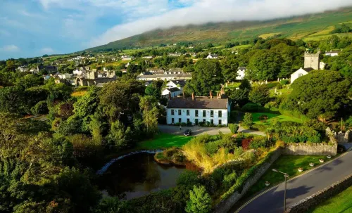 Ghan House Hotels in Dundalk