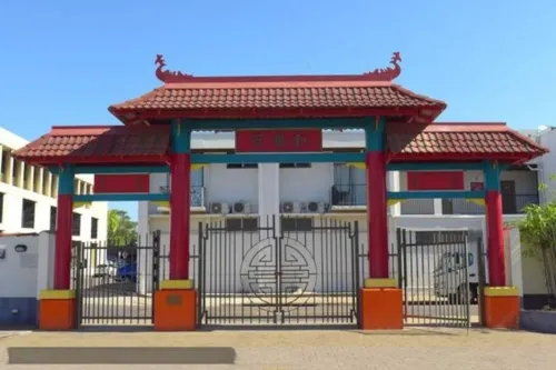 Beachfront Haven Sea View Pool Outdoor Dining