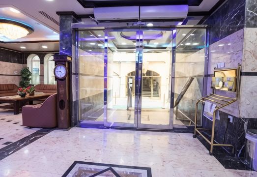 알 자지라 호텔