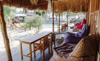 Anugerah Surf & Dive Resort