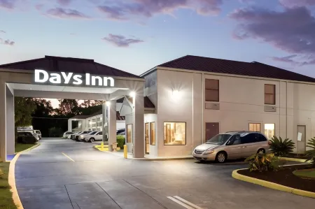 Days Inn by Wyndham Bainbridge