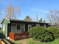 Comfortable holiday home at the Zeulenroda dam / bungalow village Zadelsdorf.