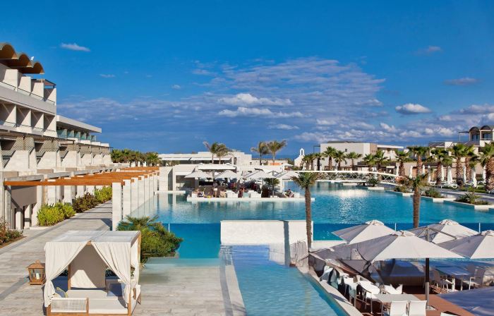 Avra Apartments Kolymbari Harbour