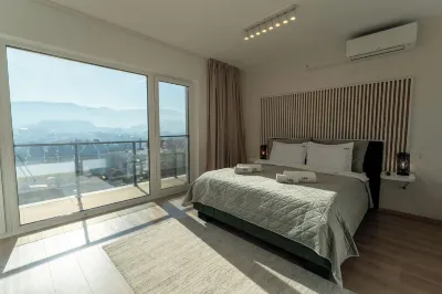 MoHost Penthous and MoHost View Hotels in Гімбав