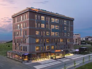 แฮมป์ตัน บาย ฮิลตัน เชอเคซกอย