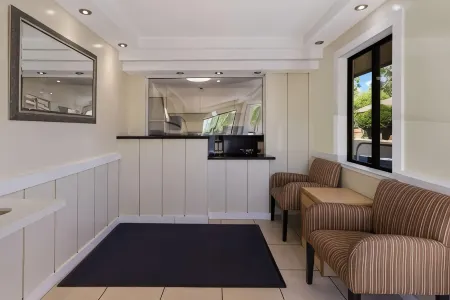 Rodeway Inn Livermore Отели рядом с достопримечательностью «Дарси Кент Вайнярдс»