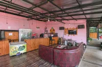Glamping Taman Love Hotels in Cimaung