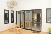 Pelangi Guesthouse Belitung 10 Hotels in Pangkal Lalang