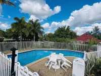 Beenleigh Village Motel Hotels in Loganholme