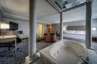 Monte Carlo Inn - Toronto Markham - Hot Tub