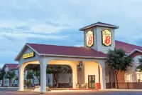 Super 8 by Wyndham Willcox Hotel di Willcox