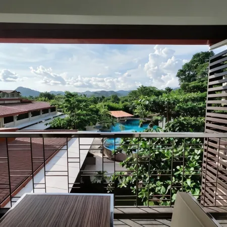 Fernvale Leisure Club and Resort