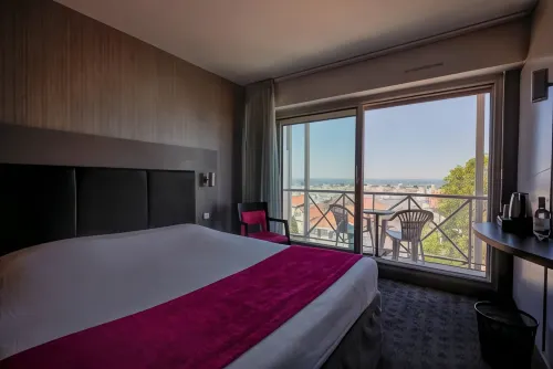 Hôtel le Nautic Hotels in Arcachon