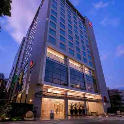 麥德林萬豪飯店 Hotel Exterior