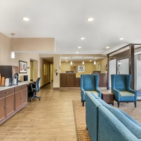 Comfort Inn & Quality Suites
