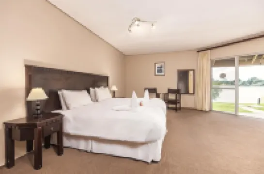 Protea Hotel Zambezi River Lodge Hôtels à : 