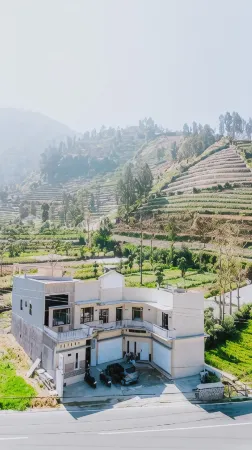 Kurniawan By Travelink Отели в г. Kejajar