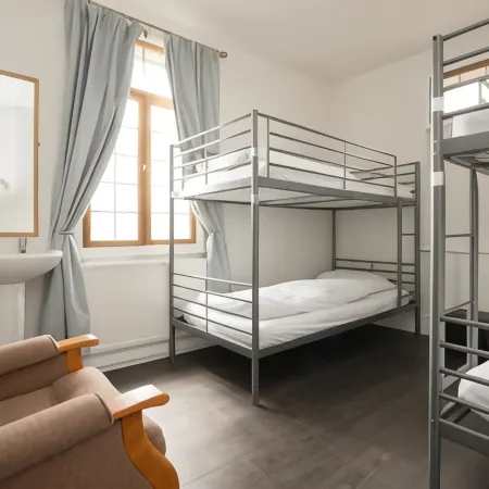The Walrus Bar and Hostel Отели рядом с достопримечательностью «Ватерлоо»