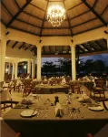 Coyaba Beach Resort - breakfast