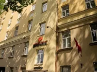 Primo Hotel Hotels near Maxima XXX