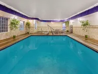 La Quinta Inn & Suites by Wyndham Dickinson Hotels in Stark County