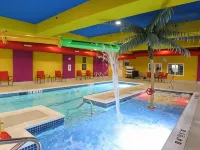Comfort Suites Regina - Pool